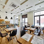 32 Old Town 호텔