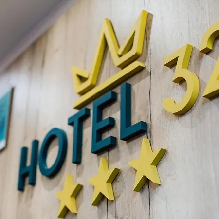 Hotel 32 Old Town 3*