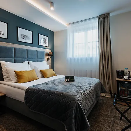 Hotel 32 Old Town