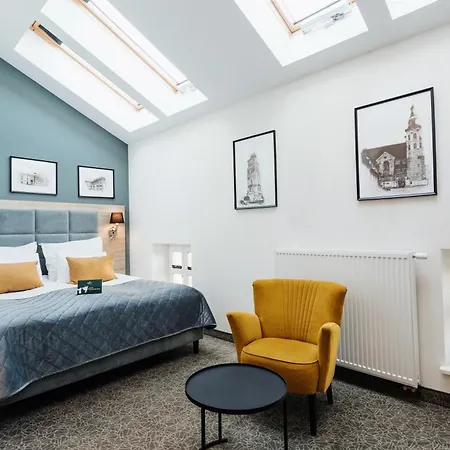 32 Old Town Hotel Cracóvia