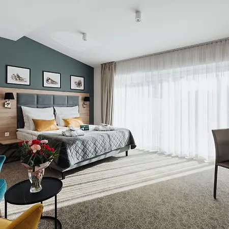 32 Old Town Hotell 4*