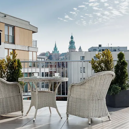 32 Old Town Hotell