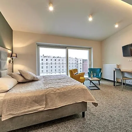 Hotel 32 Old Town 3*