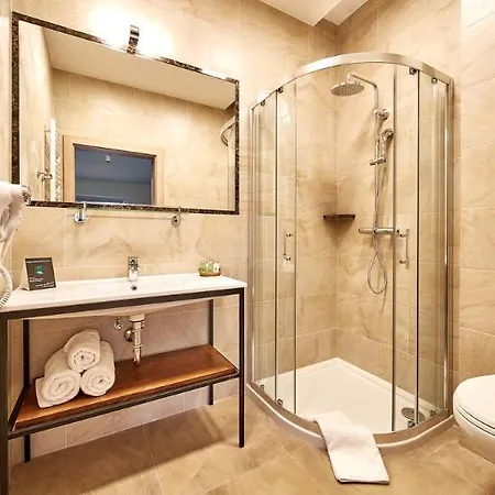 32 Old Town 4* Cracóvia