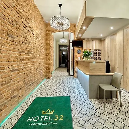 Hotel 32 Old Town 3*
