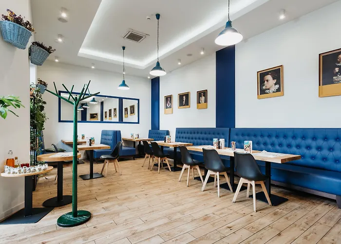 מלון 32 Old Town