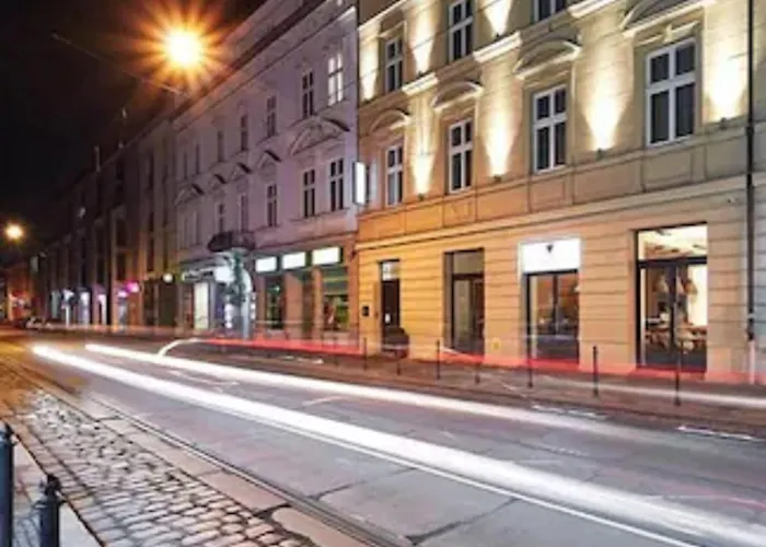 Hotel 32 Old Town 4*