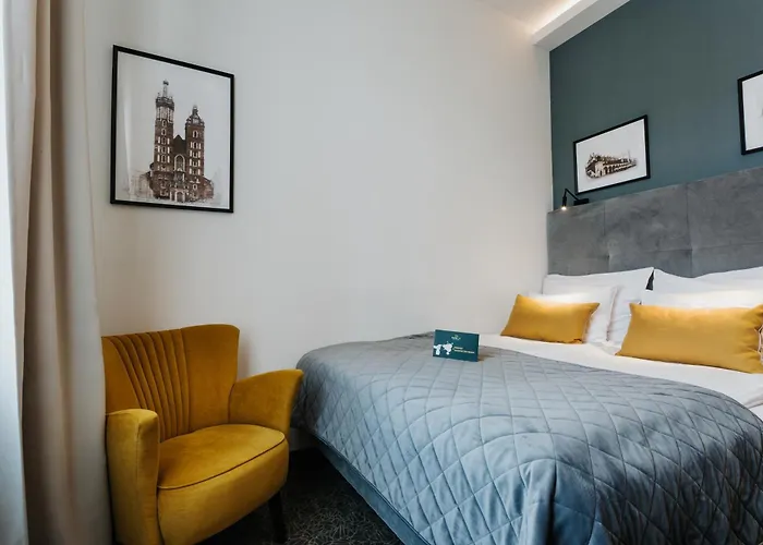 Hotel 32 Old Town 4*