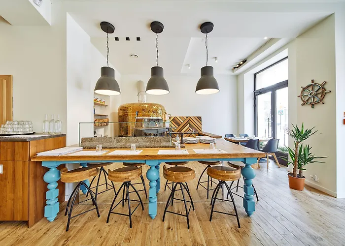 Hotel 32 Old Town 4*