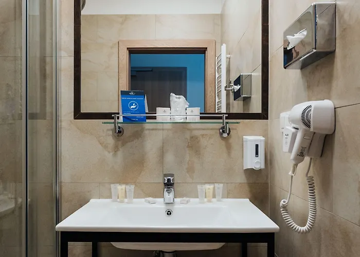 Hotel 32 Old Town 4*